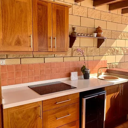 Claudia - Heated Pool By Vv Canary Ocean Homes